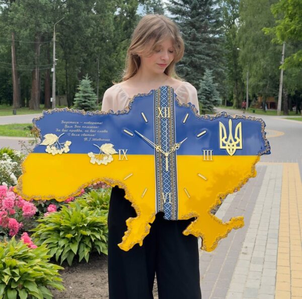 Рідна Вишиванка ( жовто блакитний )